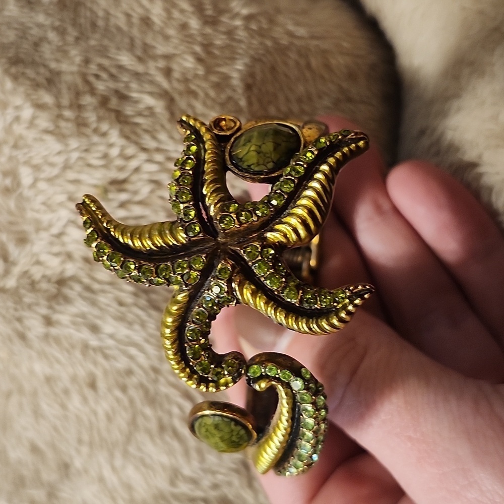 Jewelled starfish bracelet